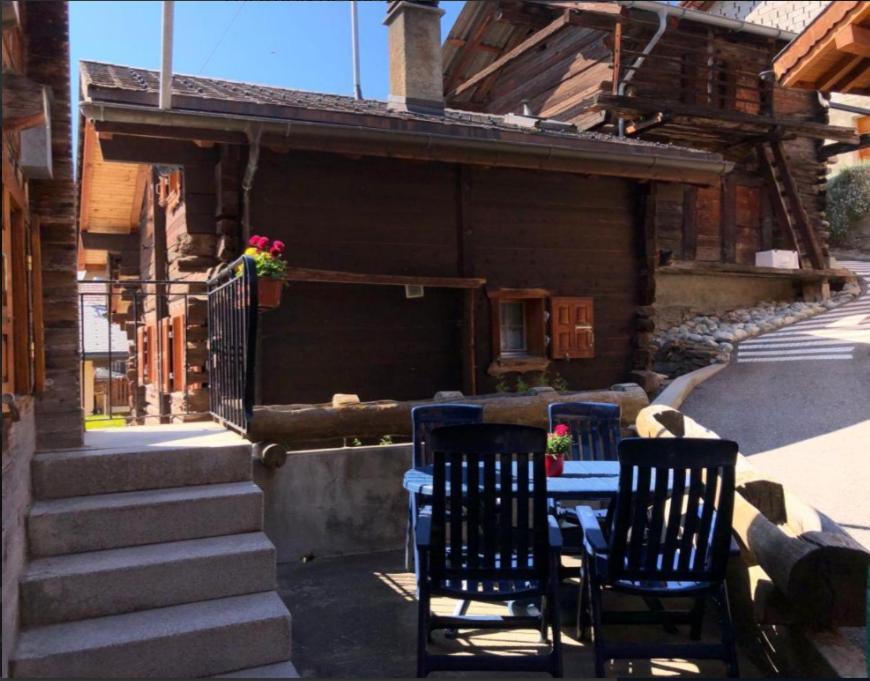 Appartement "Le Ver Luisant" A Saint-Martin, Val D'Herens, Valais Exterior foto